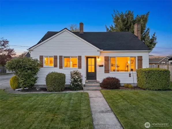 713 4th Avenue SW, Puyallup, WA 98371