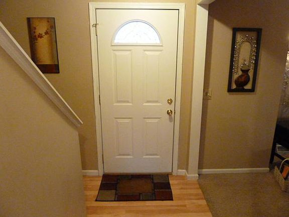 4th image of 425 Tallgrass Dr NE