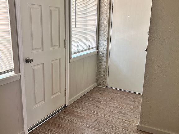 5th image of 2101 SW 61st Ter