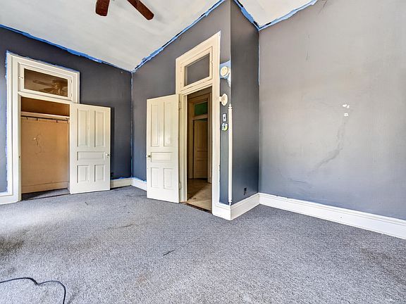 17th image of 1012 E Broadway St