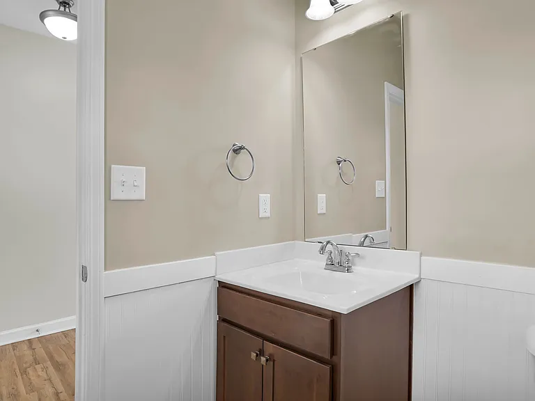 171 Ellis Rd — Photo 9
