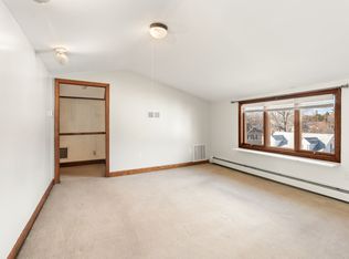 81 Plymouth St FLOOR 3, Methuen, MA 01844