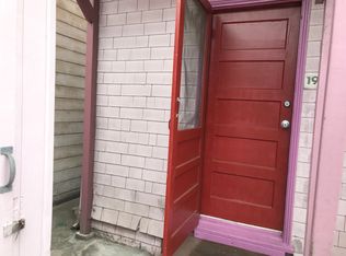 1933 Ashby Ave #1, Berkeley, CA 94703