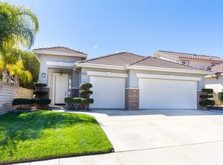 22812 Raintree Ln, Santa Clarita, CA 91390