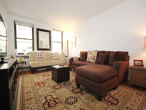 5th image of 206 W 103rd St #1C