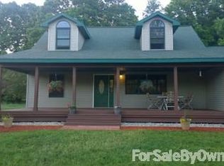 20680 Cinder Rd, Interlochen, MI 49643