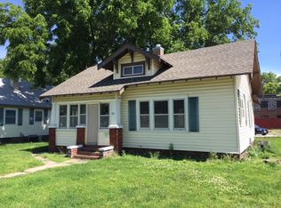 611 W 1st St, Grand Island, NE 68801