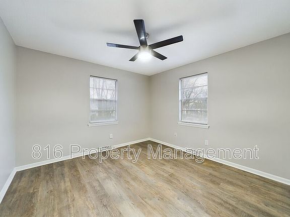 3rd image of 4 & 6 Hawthorne Pl