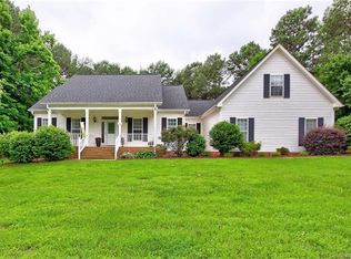 109 Kingfisher Dr, Mooresville, NC 28117