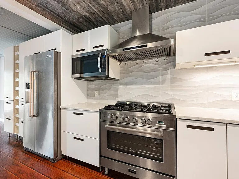 1003 Minda Dr — Photo 11