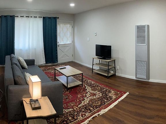 3rd image of 1691 Ontario Dr #1
