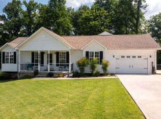 153 Forest Hill Ln, Evensville, TN 37332