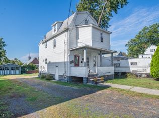 23 Chapel St, Bloomfield, NJ 07003