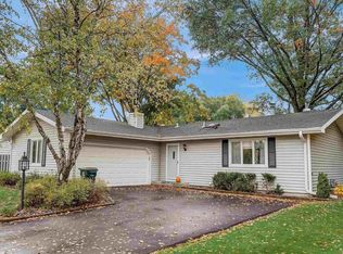 2702 Canterbury Rd, Madison, WI 53711