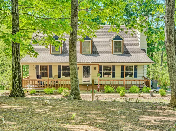106 View Dr, Goodview, VA 24095