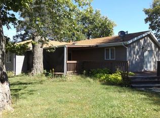 6136 E 18th Rd, Coffeen, IL 62017