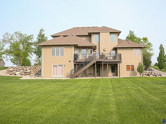 4th image of 27174 Fairway Pl