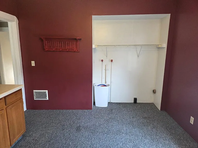 349 W Patriot St #2 — Photo 3