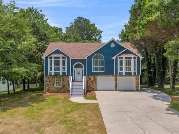 1407 Water Wheel Dr, Bethlehem, GA 30620