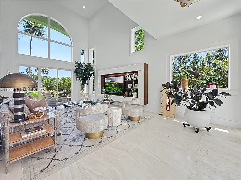 13689 Deering Bay Dr — Photo 14