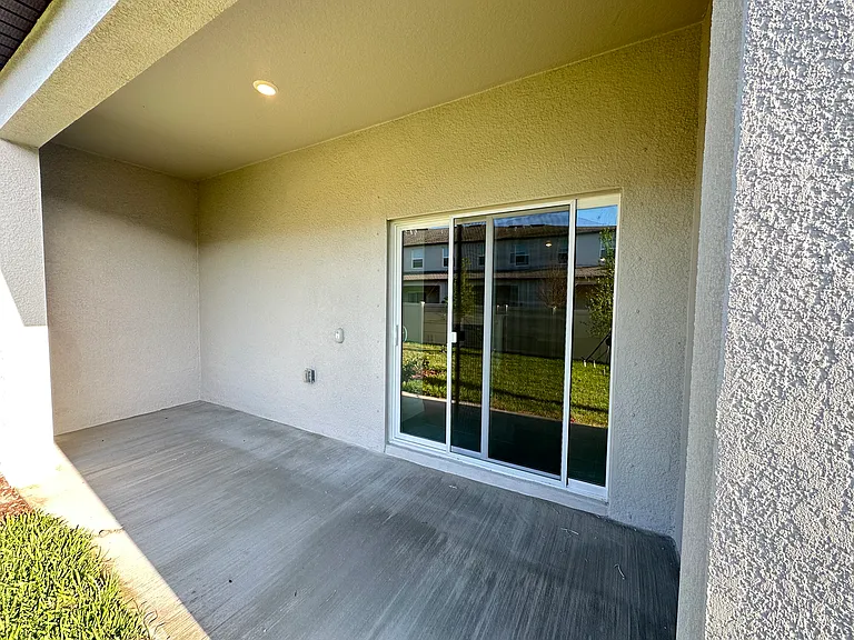 2655 Buttercup Lucine Ln #2655 — Photo 9