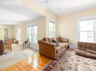 22 Essex St #2, Cambridge, MA 02139