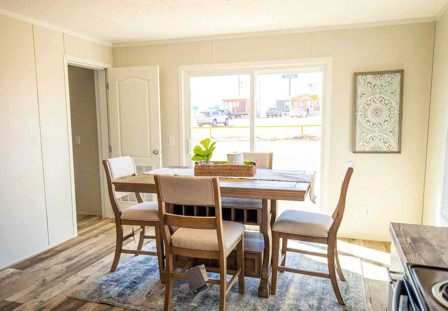 3 bed, 2.0 bath, $1,550 — Photo 3