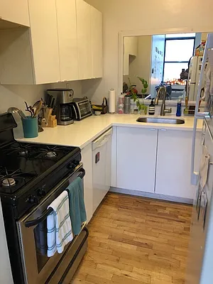 Rented by Alexander Bilu, LREB | media 7