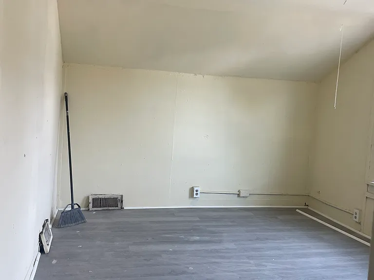 29 Dickinson St — Photo 6
