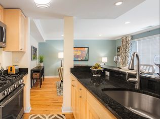 17 Thornton Rd #1, Chestnut Hill, MA 02467