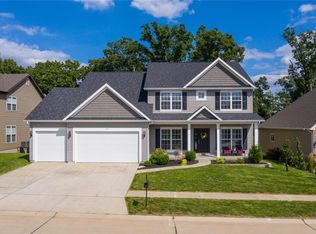 1298 Spring Lilly Dr, High Ridge, MO 63049