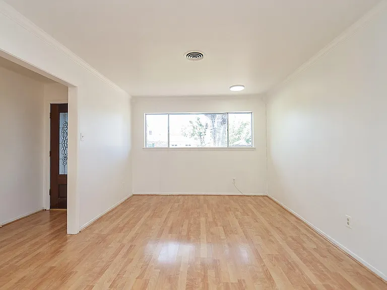 7327 Osage St — Photo 8