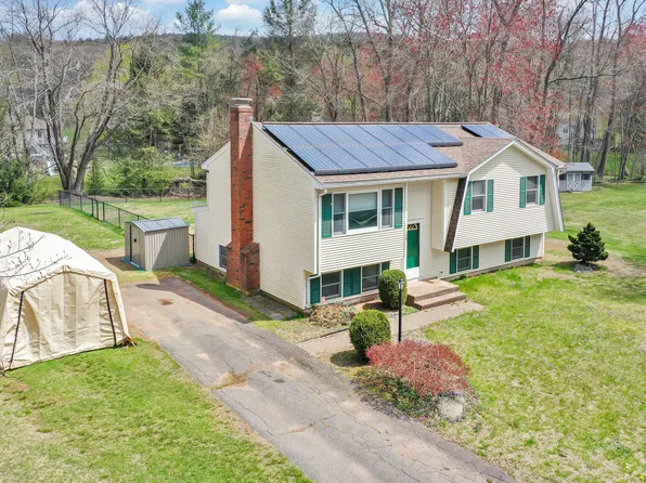 29 Blueberry Circle, Ellington, CT 06029