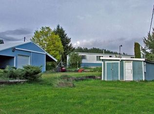 22814 N Orchard Bluff Rd, Chattaroy, WA 99003