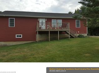 18 Elm Ln, Windsor, ME 04363