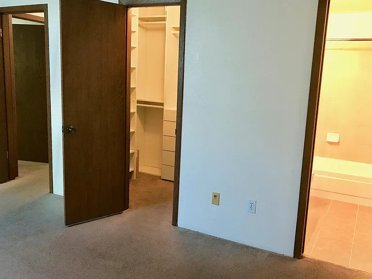 1301 W 112th Ave #D — Photo 6