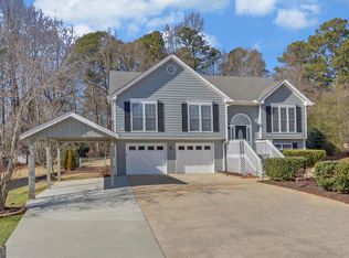 4006 Crabapple Dr, Gainesville, GA 30507