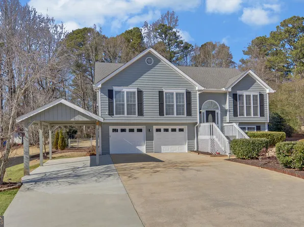 4006 Crabapple Dr, Gainesville, GA 30507