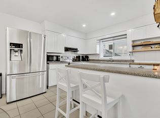239 Oakview Ave, Winnipeg, MB R2K 0S1