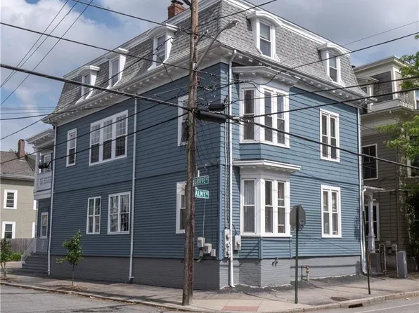 103 Almy St, Providence, RI 02909