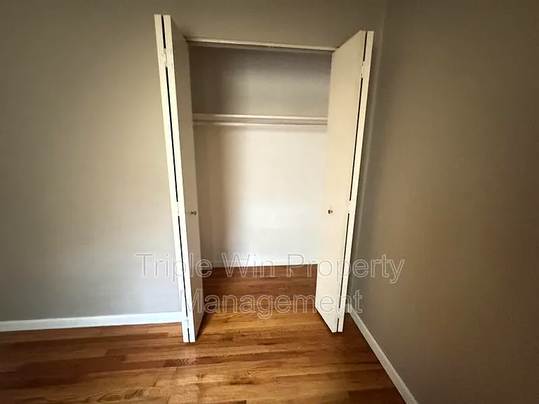 1372 Farmview Ave — Photo 15