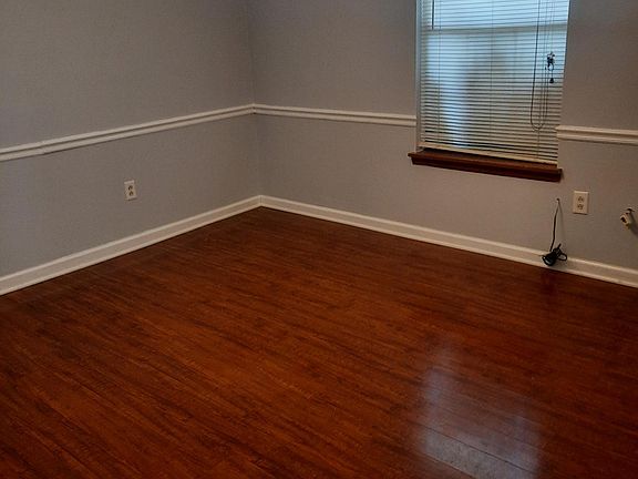 5th image of 7 Chesterfield Dr