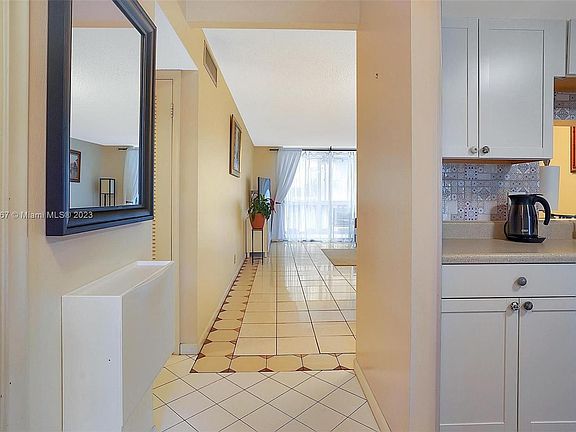 2nd image of 500 NE 12th Ave APT 205