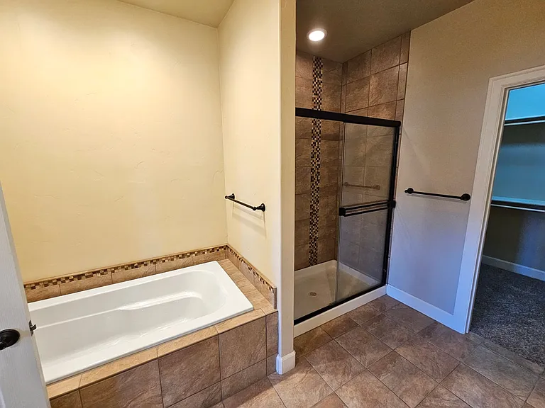 2817 Tuscanna Dr — Photo 38