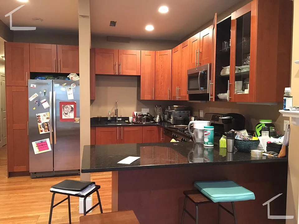 15 Saint Lukes Rd #2