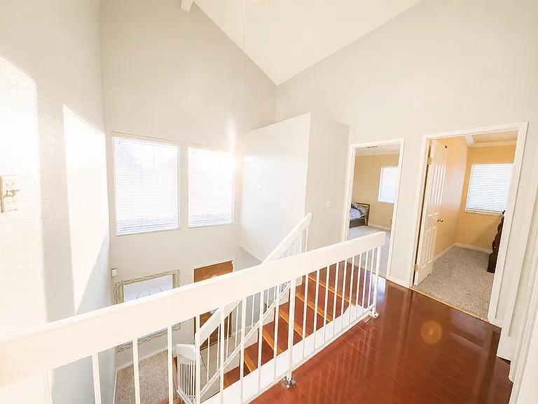 23464 Rolanda Dr — Photo 5