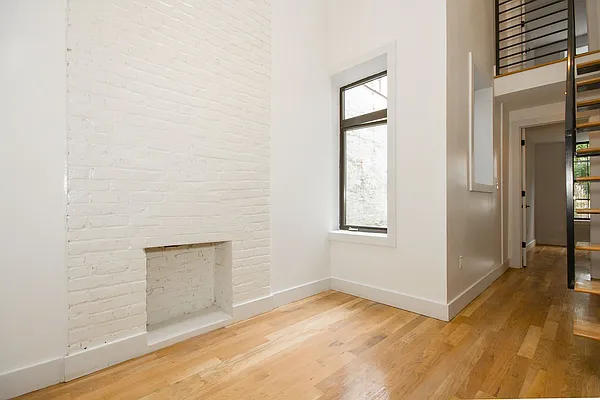 Rented by Nooklyn NYC LLC | media 29