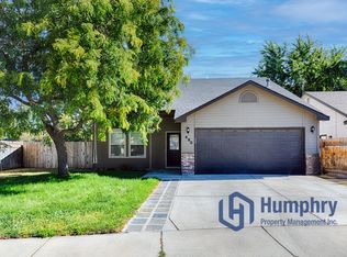 490 N Shady Grove Way, Kuna, ID 83634