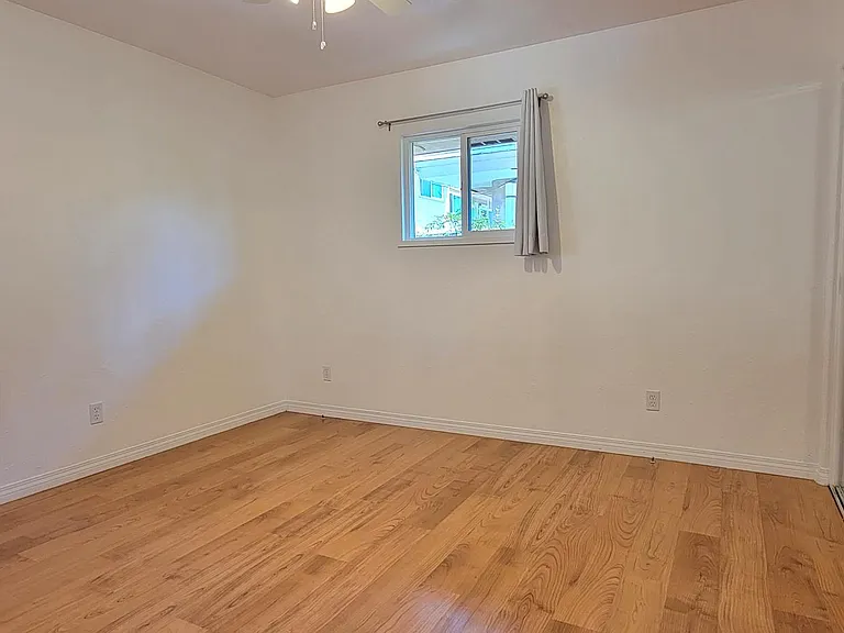 6216 Stanley Ave — Photo 15