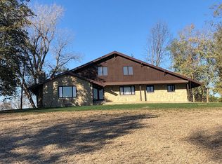 2920 298th St, Elmwood, NE 68349